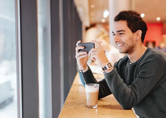 Ibis Saldanha Hotel 2*