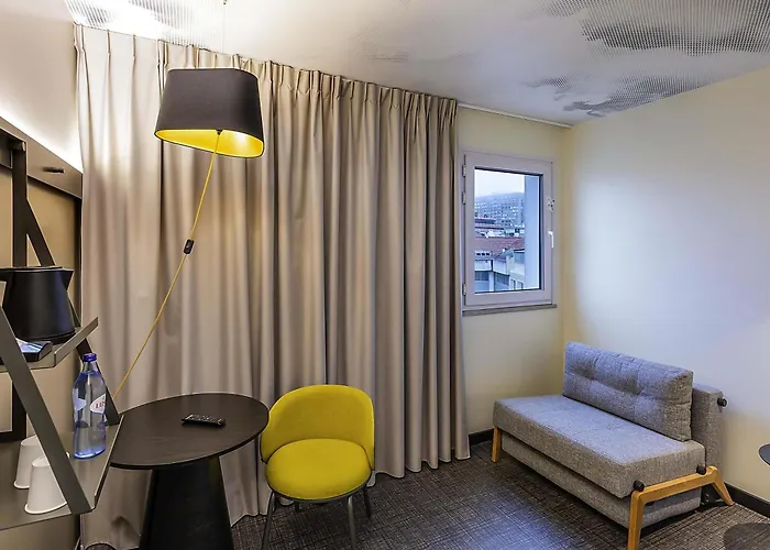 Hotel Ibis Saldanha 2*