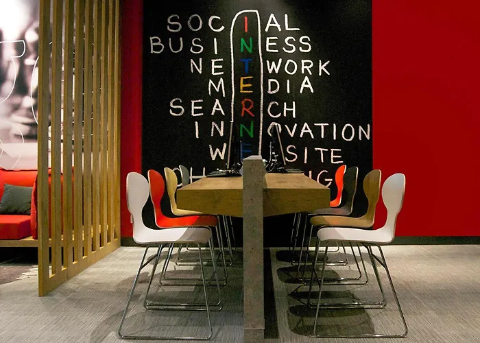 Hotel Ibis Saldanha 2*