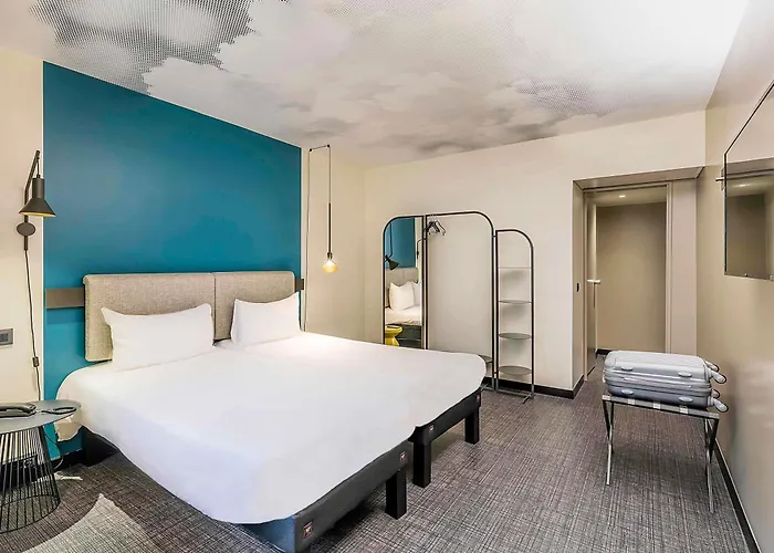 Hotel Ibis Saldanha 2*