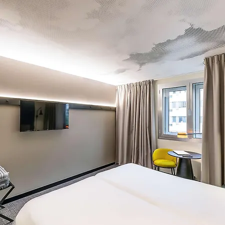 Ibis Saldanha Hotel 2*