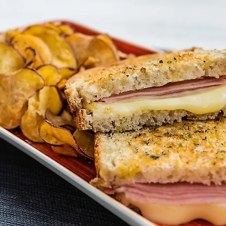 이비스 리스보아 살다냐 2*