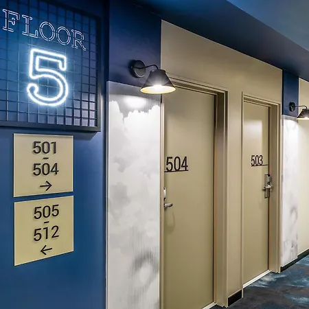 이비스 리스보아 살다냐 호텔 2*