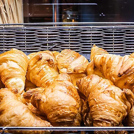 Hotel Ibis Saldanha 2*