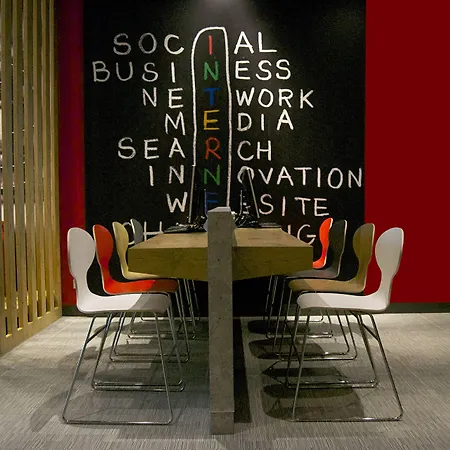 이비스 리스보아 살다냐 2*