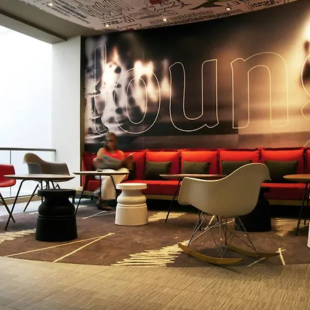 Ibis Saldanha Hotel 2*